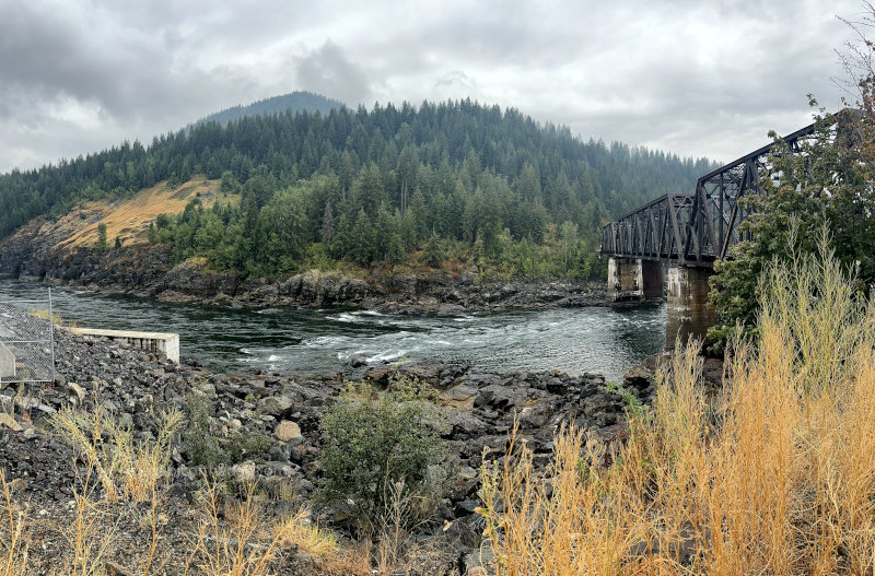 Pend Oreille River