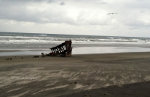 Shipwreck on the Washington Beach